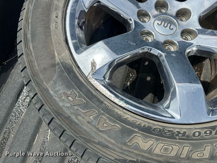 image for item EJ8686 2023 Ford F150 SuperCrew King Ranch pickup truck