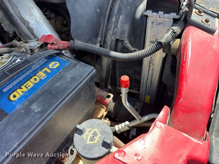 image for item EJ8687 2003 Ford F350 Super Duty Crew Cab pickup truck