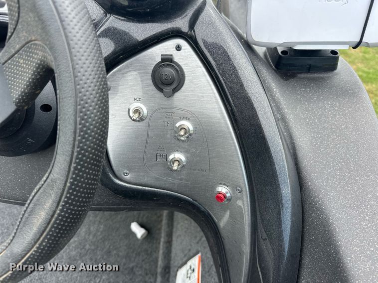 image for item EJ8688 2023 Tracker Pro Team 175 boat