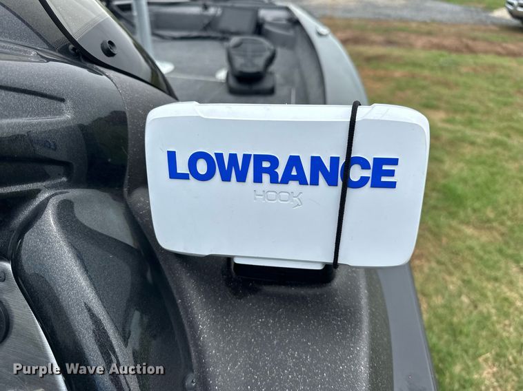 image for item EJ8688 2023 Tracker Pro Team 175 boat