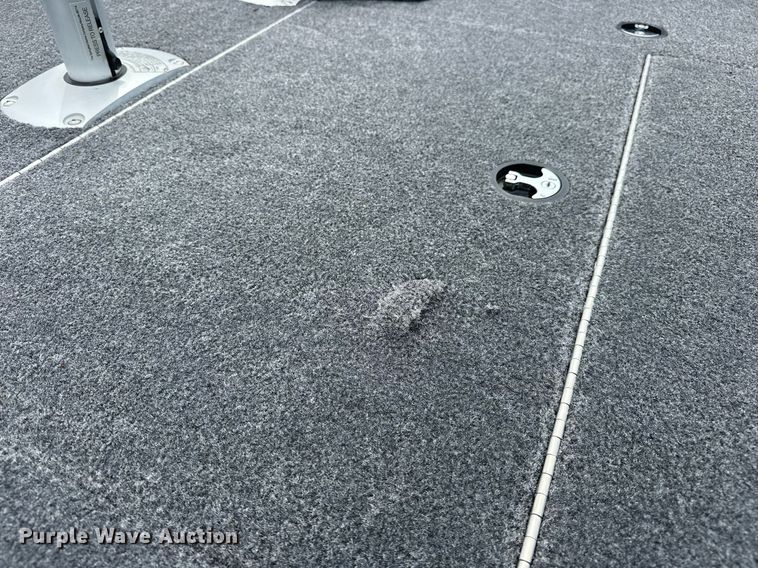 image for item EJ8688 2023 Tracker Pro Team 175 boat