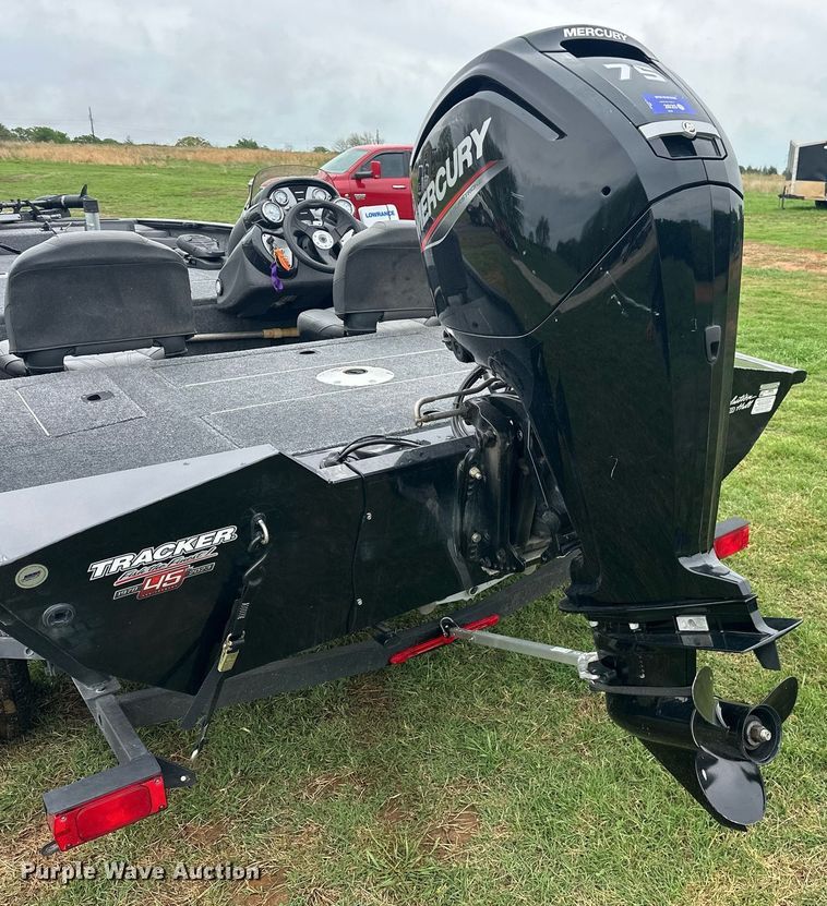 image for item EJ8688 2023 Tracker Pro Team 175 boat