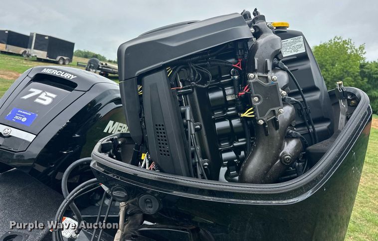 image for item EJ8688 2023 Tracker Pro Team 175 boat