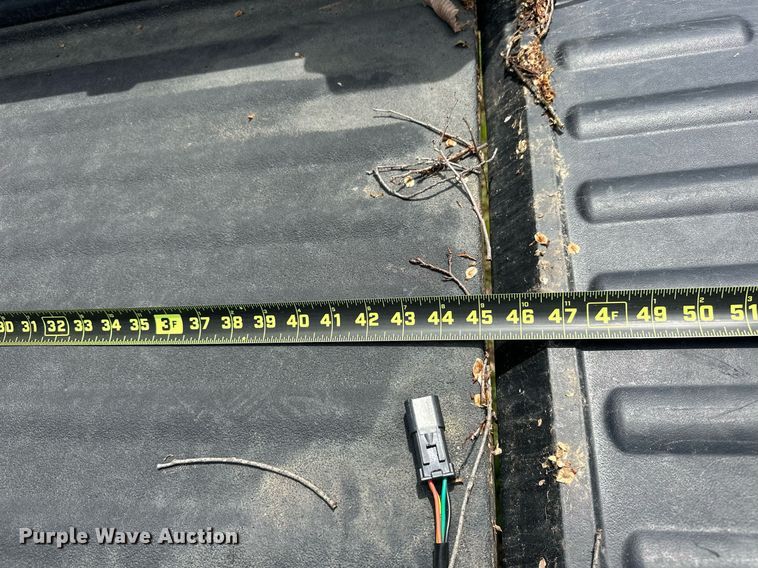 image for item EJ8689 2020 John Deere XUV835R Gator utility vehicle