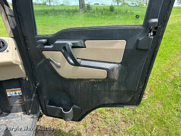 image for item EJ8689 2020 John Deere XUV835R Gator utility vehicle