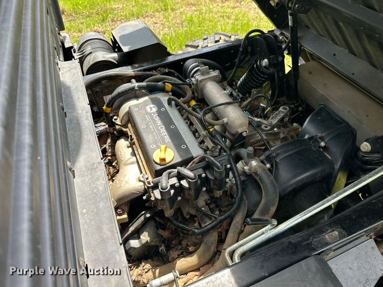 image for item EJ8689 2020 John Deere XUV835R Gator utility vehicle