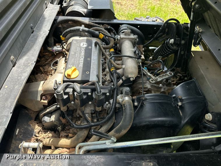 image for item EJ8689 2020 John Deere XUV835R Gator utility vehicle