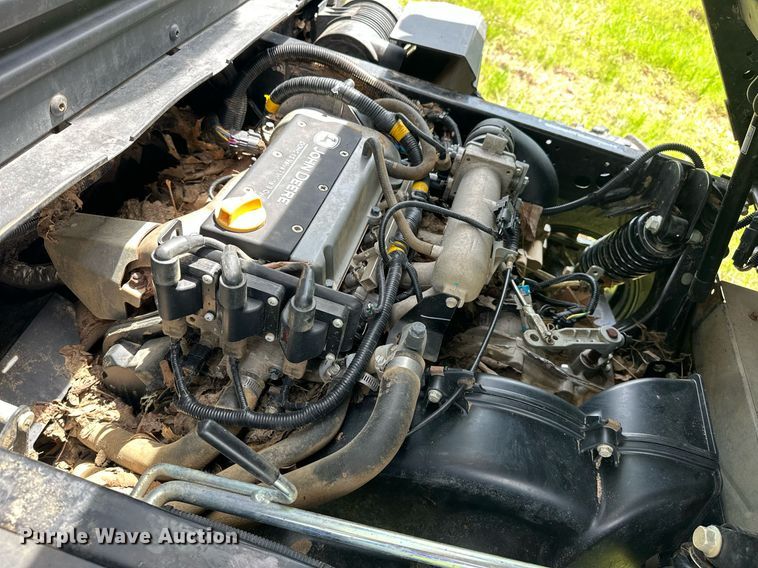 image for item EJ8689 2020 John Deere XUV835R Gator utility vehicle