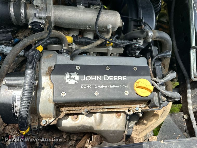 image for item EJ8689 2020 John Deere XUV835R Gator utility vehicle