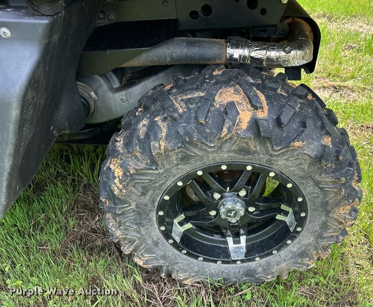 image for item EJ8689 2020 John Deere XUV835R Gator utility vehicle