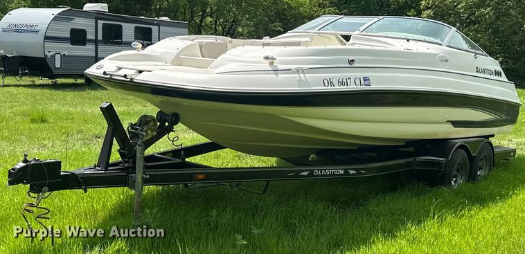 image for item EJ8691 2006 Glastron DX235 boat