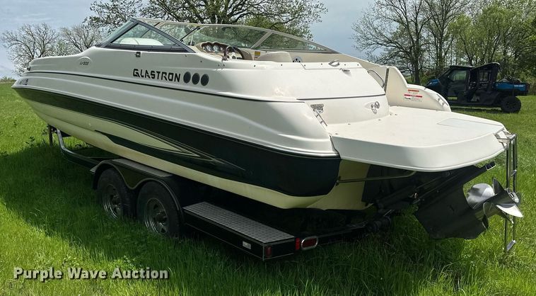 image for item EJ8691 2006 Glastron DX235 boat