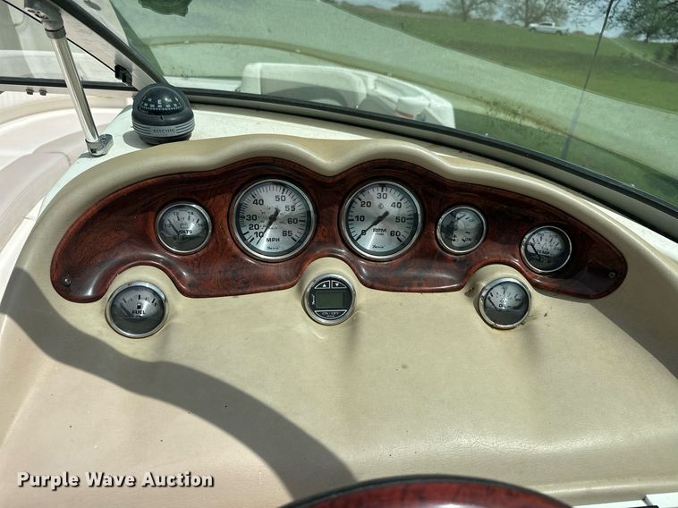 image for item EJ8691 2006 Glastron DX235 boat