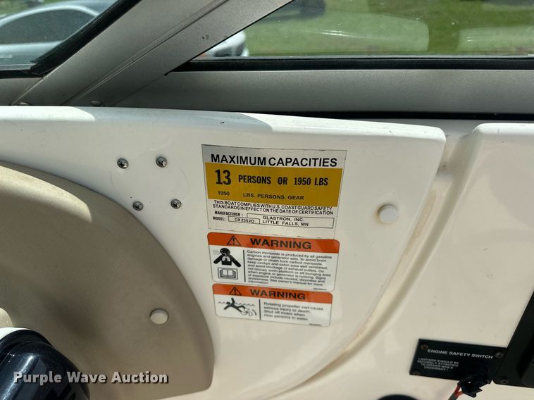 image for item EJ8691 2006 Glastron DX235 boat