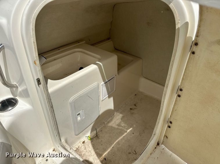 image for item EJ8691 2006 Glastron DX235 boat