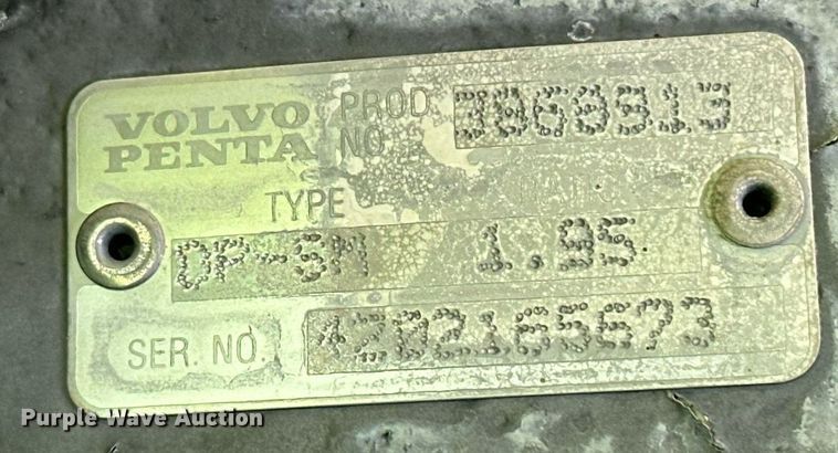 image for item EJ8691 2006 Glastron DX235 boat