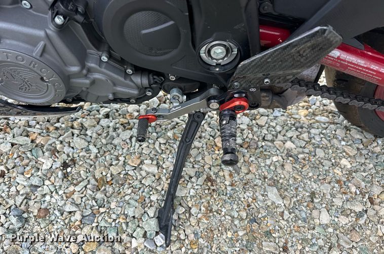 image for item EJ8692 2024 Indian Motorcycle Co. FTR x RSD Super Hooligan motorcycle