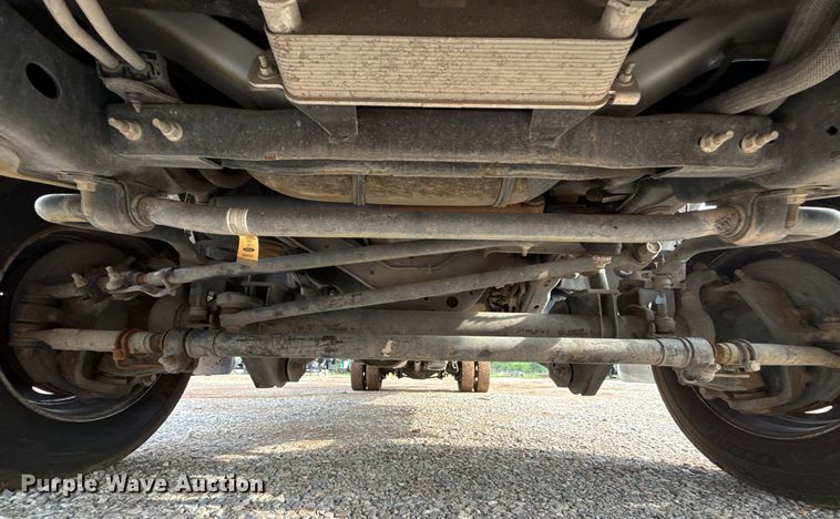 image for item EJ8701 2019 Ford F450 Super Duty XL box truck