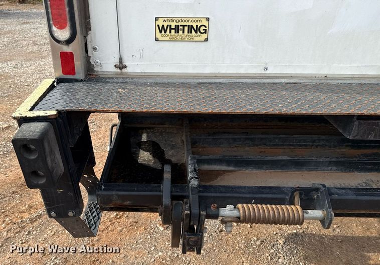 image for item EJ8701 2019 Ford F450 Super Duty XL box truck