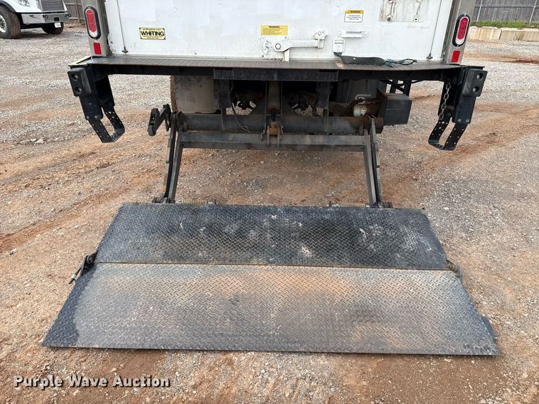 image for item EJ8701 2019 Ford F450 Super Duty XL box truck