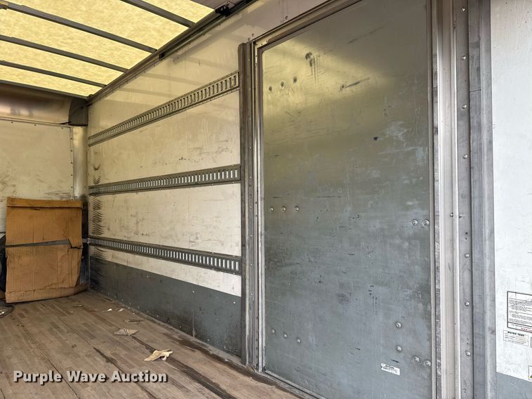 image for item EJ8701 2019 Ford F450 Super Duty XL box truck