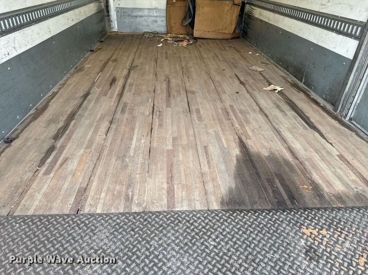 image for item EJ8701 2019 Ford F450 Super Duty XL box truck