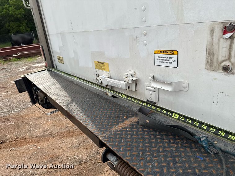 image for item EJ8701 2019 Ford F450 Super Duty XL box truck