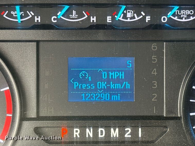 image for item EJ8701 2019 Ford F450 Super Duty XL box truck