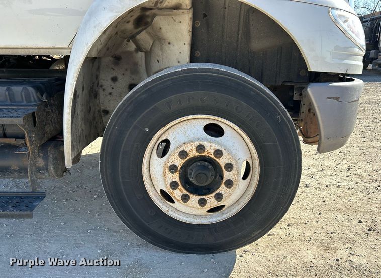 image for item EK2730 2015 International 4300 SBA truck cab and chassis