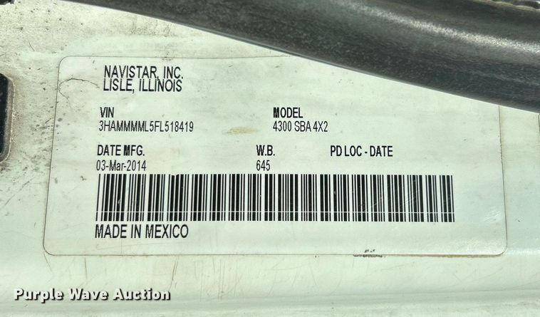 image for item EK2730 2015 International 4300 SBA truck cab and chassis