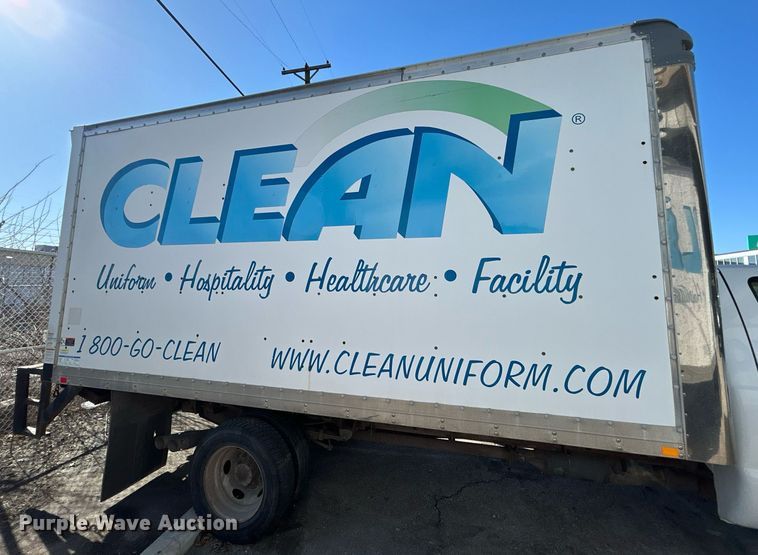 image for item EK2736 2013 Ford F550 Super Duty XLT box truck