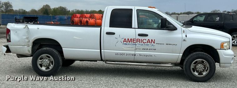 image for item EK2934 2005 Dodge Ram 3500 Quad Cab pickup truck