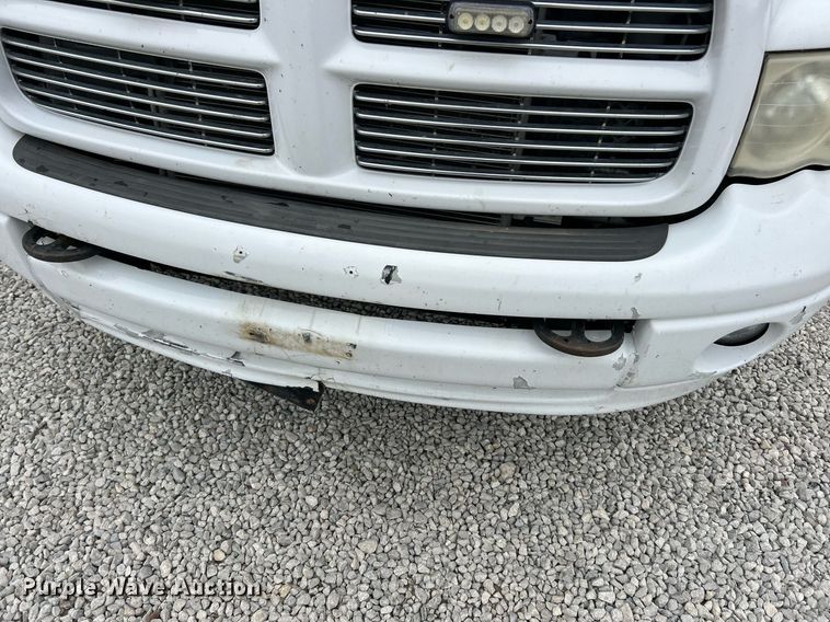 image for item EK2934 2005 Dodge Ram 3500 Quad Cab pickup truck