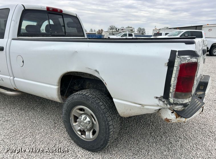 image for item EK2934 2005 Dodge Ram 3500 Quad Cab pickup truck