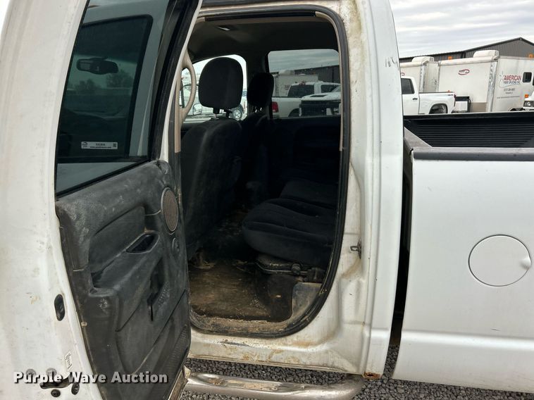 image for item EK2934 2005 Dodge Ram 3500 Quad Cab pickup truck