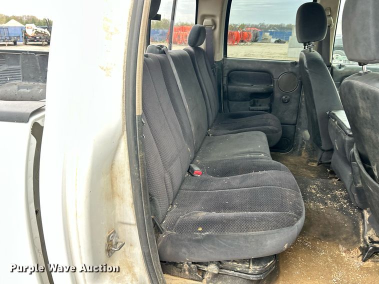 image for item EK2934 2005 Dodge Ram 3500 Quad Cab pickup truck