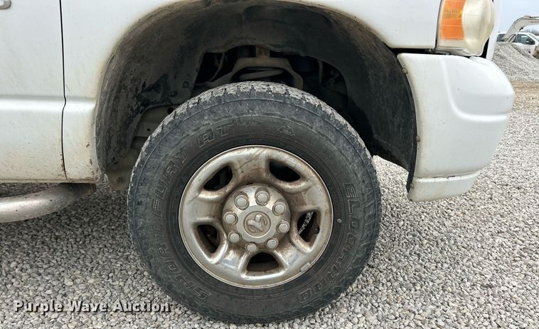image for item EK2934 2005 Dodge Ram 3500 Quad Cab pickup truck