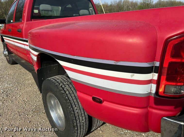 image for item EK2939 2006 Dodge Ram 3500 Quad Cab pickup truck