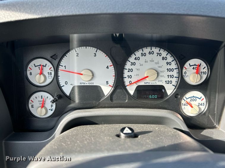 image for item EK2939 2006 Dodge Ram 3500 Quad Cab pickup truck