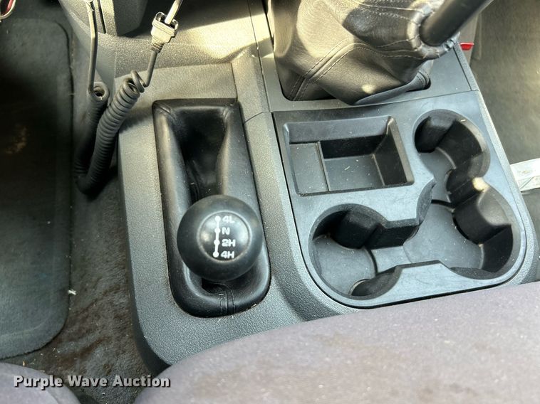 image for item EK2939 2006 Dodge Ram 3500 Quad Cab pickup truck