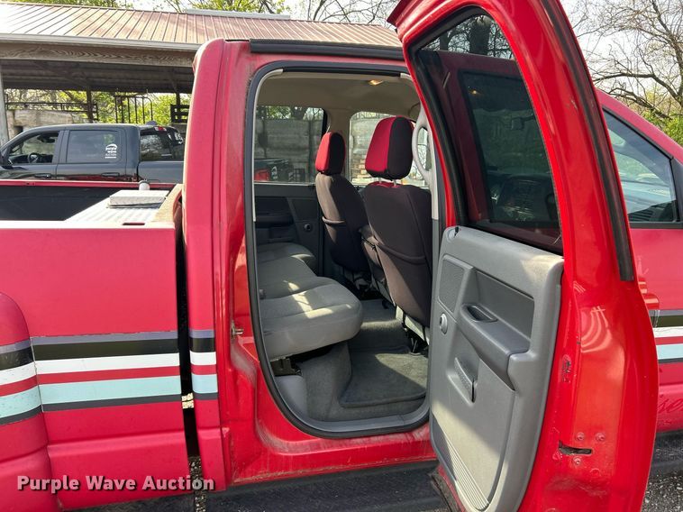 image for item EK2939 2006 Dodge Ram 3500 Quad Cab pickup truck