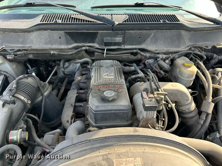 image for item EK2939 2006 Dodge Ram 3500 Quad Cab pickup truck