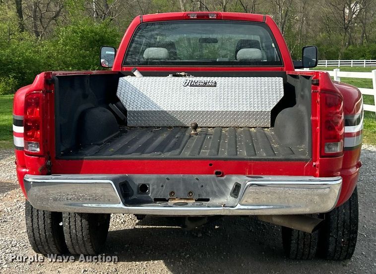 image for item EK2940 2006 Dodge Ram 3500 Quad Cab pickup truck
