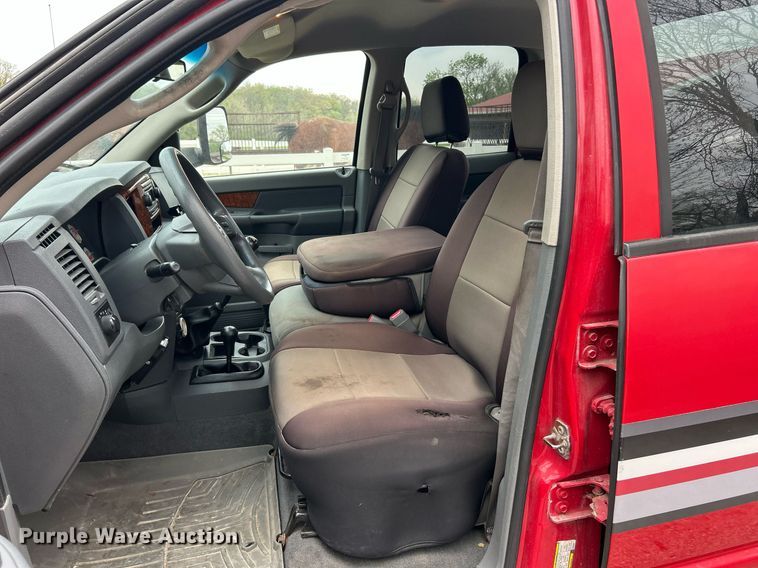 image for item EK2940 2006 Dodge Ram 3500 Quad Cab pickup truck