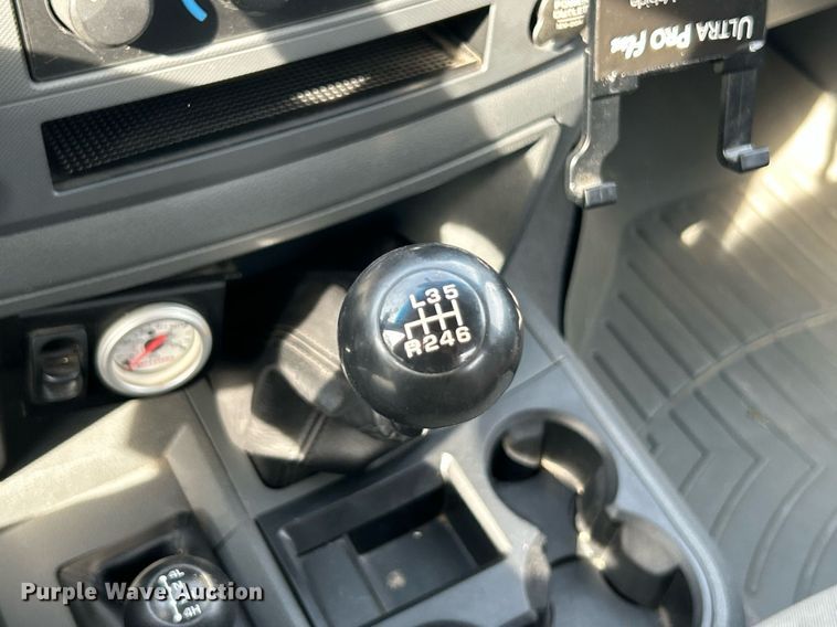 image for item EK2940 2006 Dodge Ram 3500 Quad Cab pickup truck