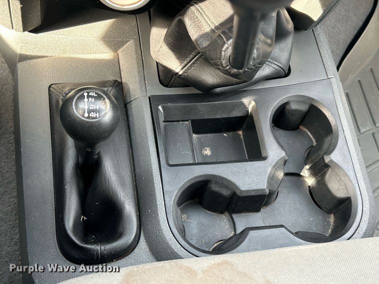 image for item EK2940 2006 Dodge Ram 3500 Quad Cab pickup truck