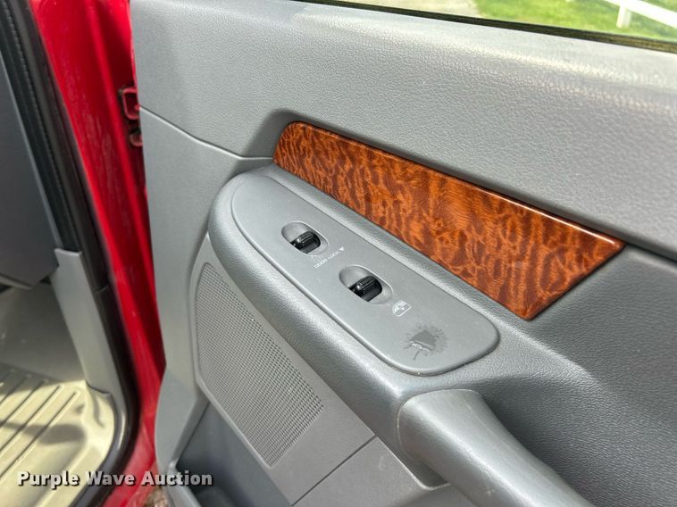 image for item EK2940 2006 Dodge Ram 3500 Quad Cab pickup truck