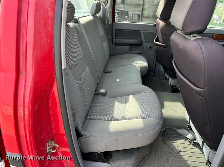 image for item EK2940 2006 Dodge Ram 3500 Quad Cab pickup truck