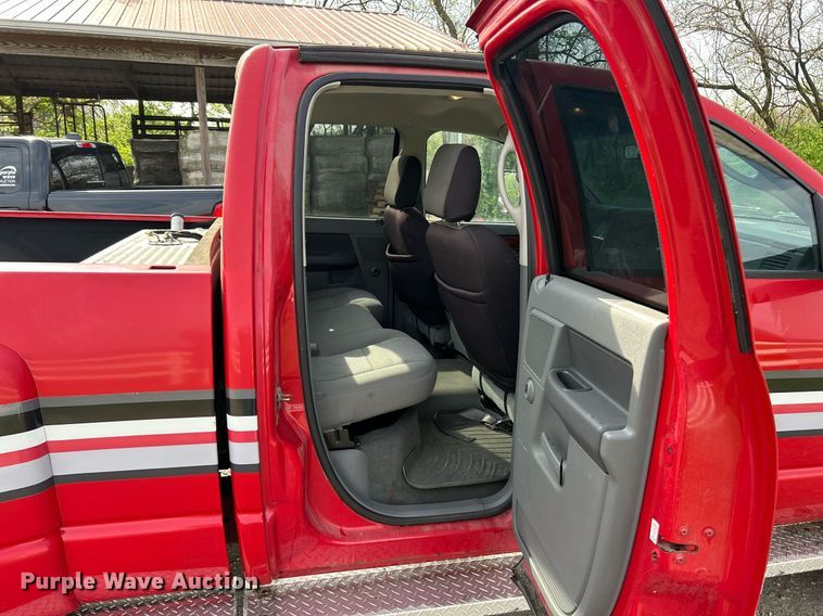 image for item EK2940 2006 Dodge Ram 3500 Quad Cab pickup truck
