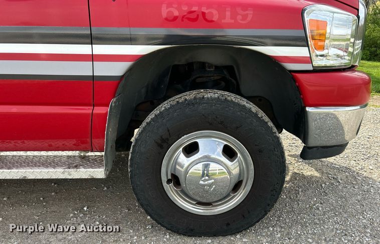 image for item EK2940 2006 Dodge Ram 3500 Quad Cab pickup truck